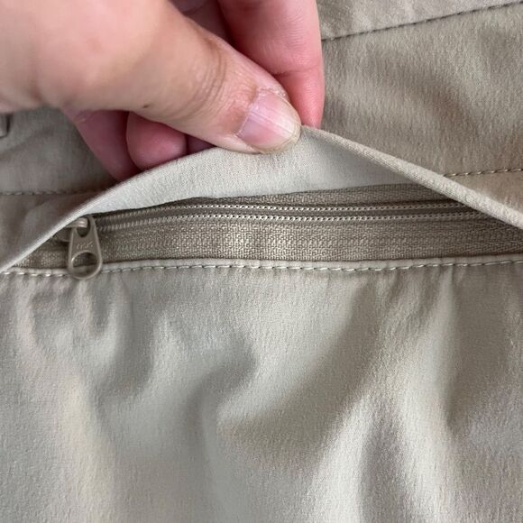 Eddie Bauer Travex Bermuda Hiking Shorts Khaki Tan Size T8 - Picture 8 of 9